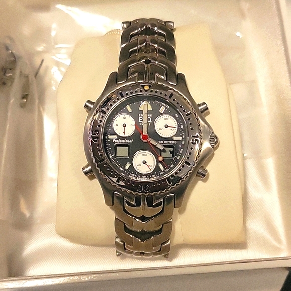 ESQ Swiss by Movado 9500 SLX Analog / Digital Chronograph Watch - Picture 1 of 6